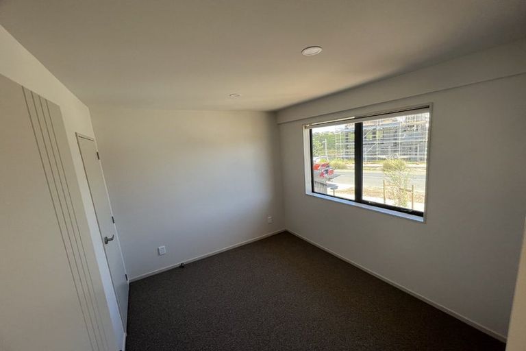 Photo of property in 3 Longshore Drive, Long Bay, Auckland, 0630