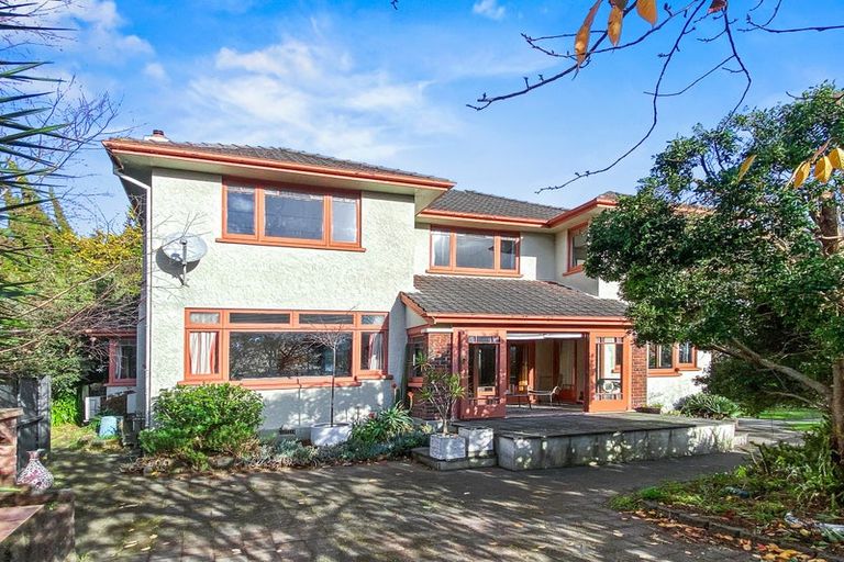 Photo of property in 49 Cameron Street, New Plymouth, 4310