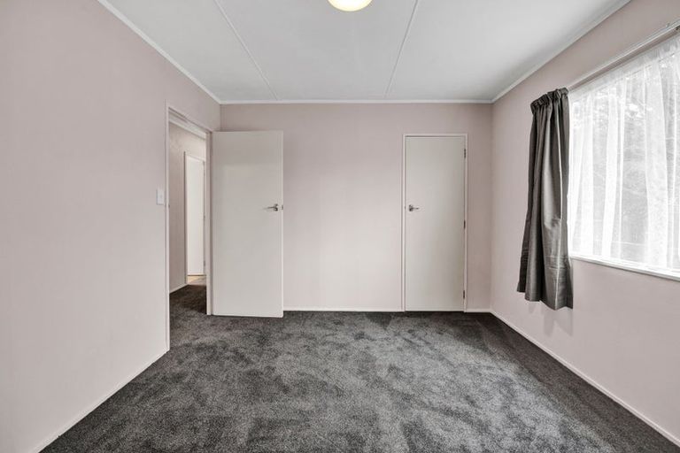 Photo of property in 22 Karaka Street, Inglewood, 4330