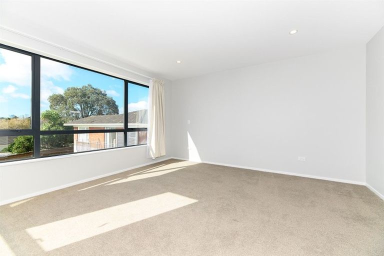Photo of property in 8a Jeff Place, Howick, Auckland, 2014