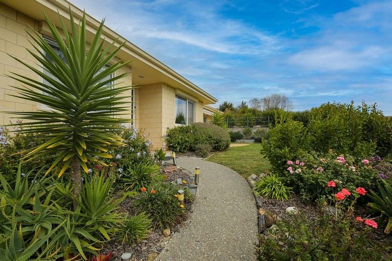 Photo of property in 1 Vista Drive, Bishopdale, Nelson, 7011