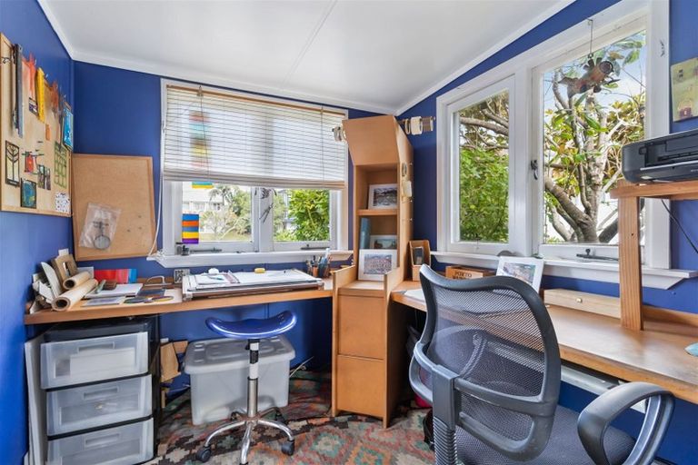 Photo of property in 85 Seaforth Road, Waihi Beach, 3611