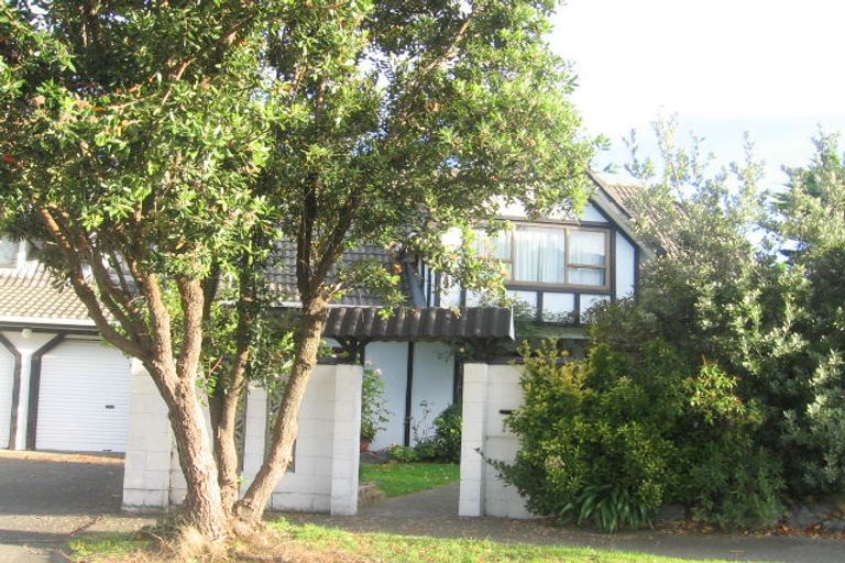 Photo of property in 12 Solway Place, Papakowhai, Porirua, 5024