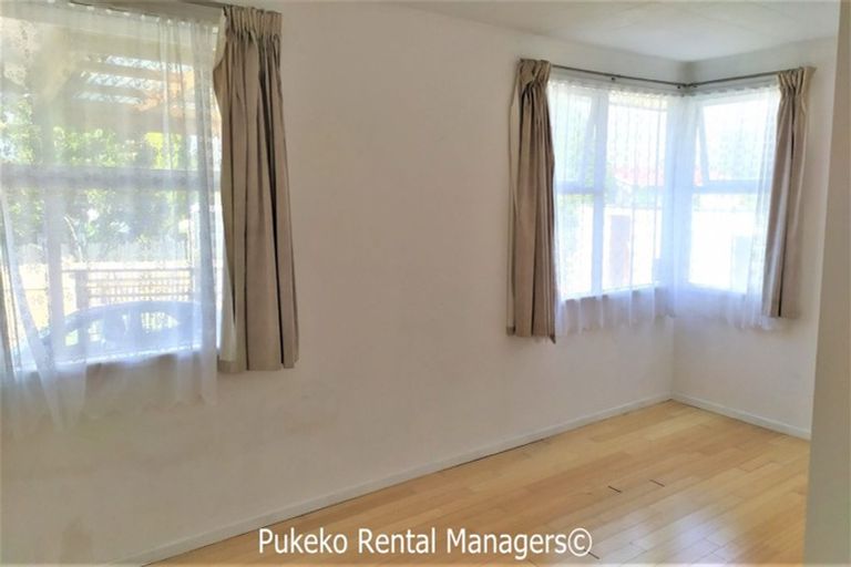 Photo of property in 19 Swallow Drive, Manurewa, Auckland, 2102