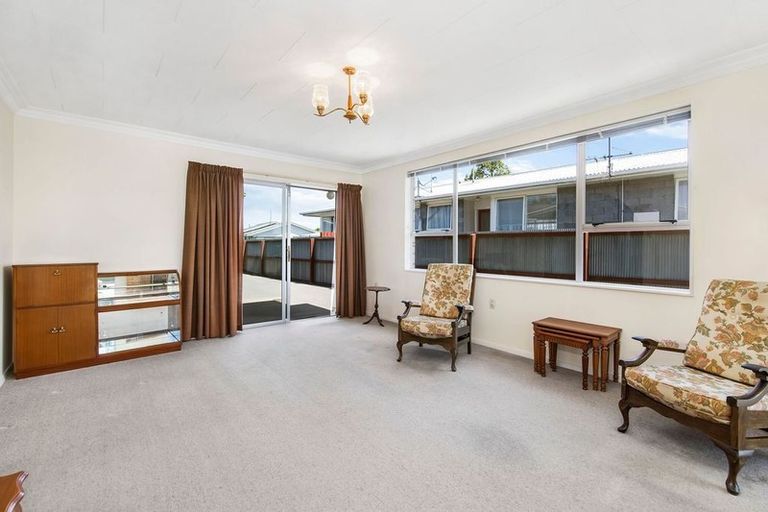 Photo of property in 65 Johns Road, Rangiora, 7400