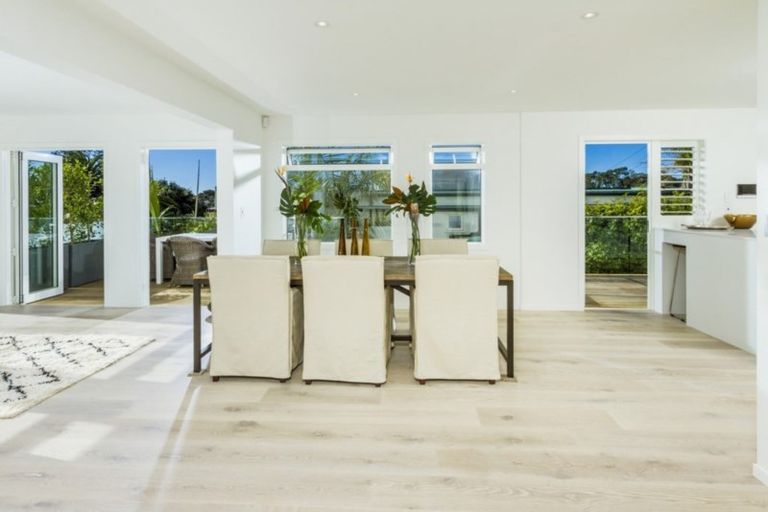 Photo of property in 15 The Strand, Takapuna, Auckland, 0622
