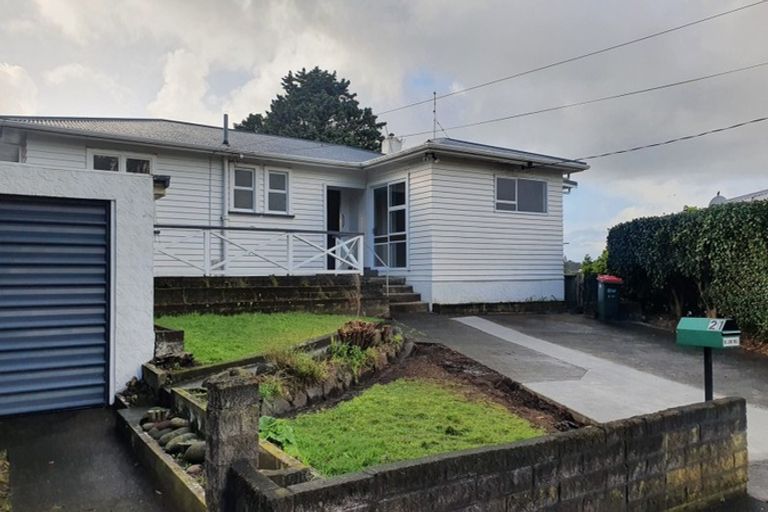 Photo of property in 21 Havelock Place, Blagdon, New Plymouth, 4310