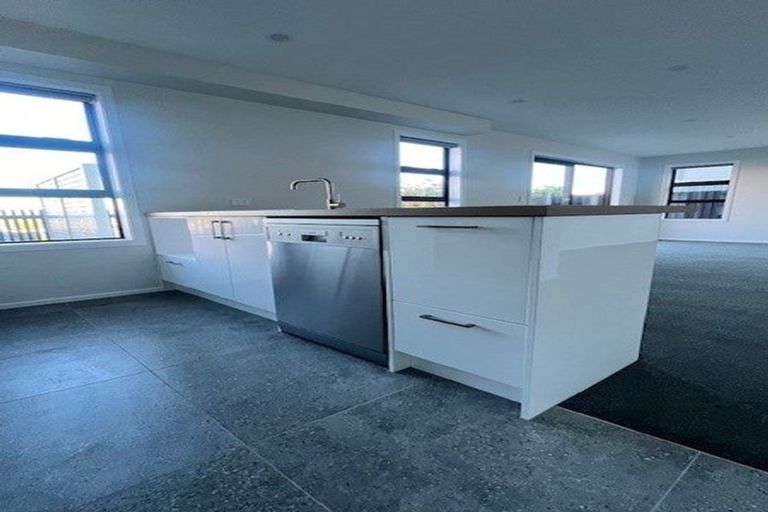 Photo of property in 452 Cambridge Terrace, Naenae, Lower Hutt, 5011