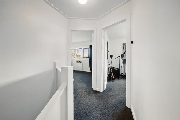 Photo of property in 17 Marama Avenue North, Otatara, Invercargill, 9879