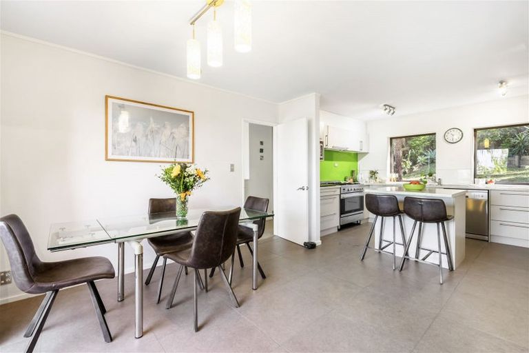 Photo of property in 21 Cochrane Avenue, Arkles Bay, Whangaparaoa, 0932