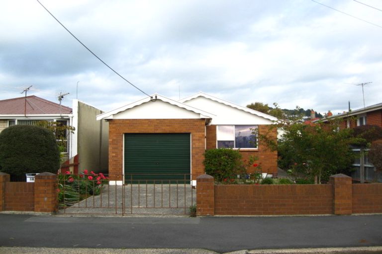 Photo of property in 18 Surrey Street, Caversham, Dunedin, 9012