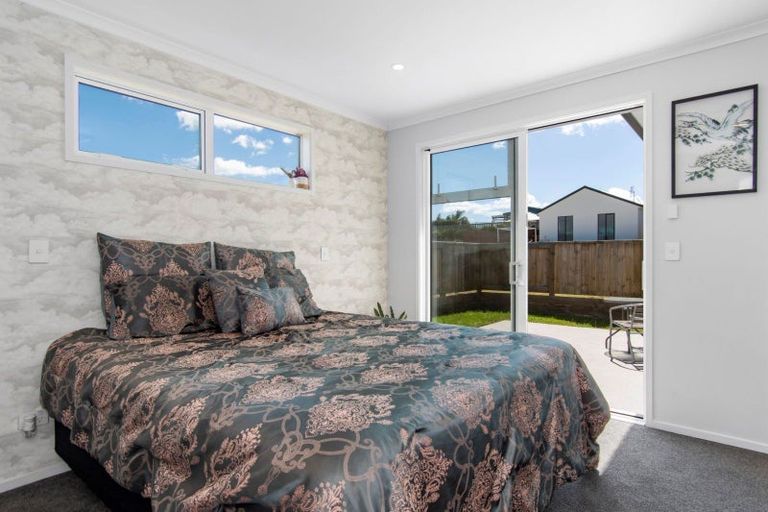 Photo of property in 45c Western Avenue, Omokoroa, 3114