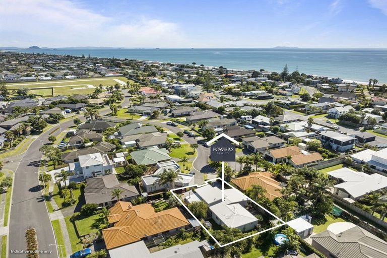 Photo of property in 12 Paua Cove, Papamoa Beach, Papamoa, 3118