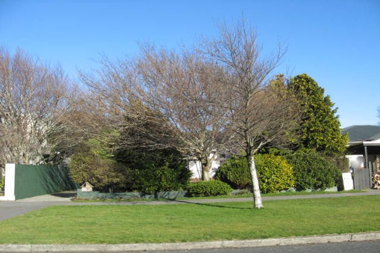 Photo of property in 49 Chelmsford Street, Windsor, Invercargill, 9810