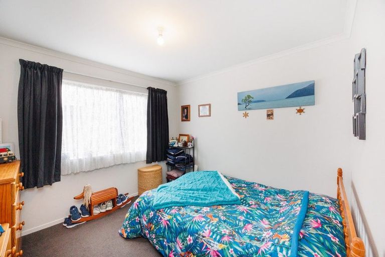 Photo of property in 3b Chamberlain Street, Feilding, 4702
