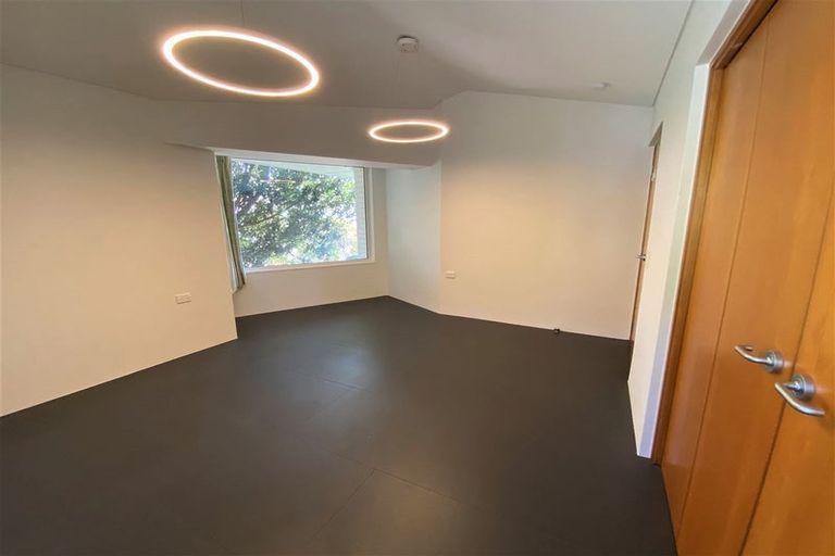 Photo of property in 21 Tuawera Terrace, Clifton, Christchurch, 8081