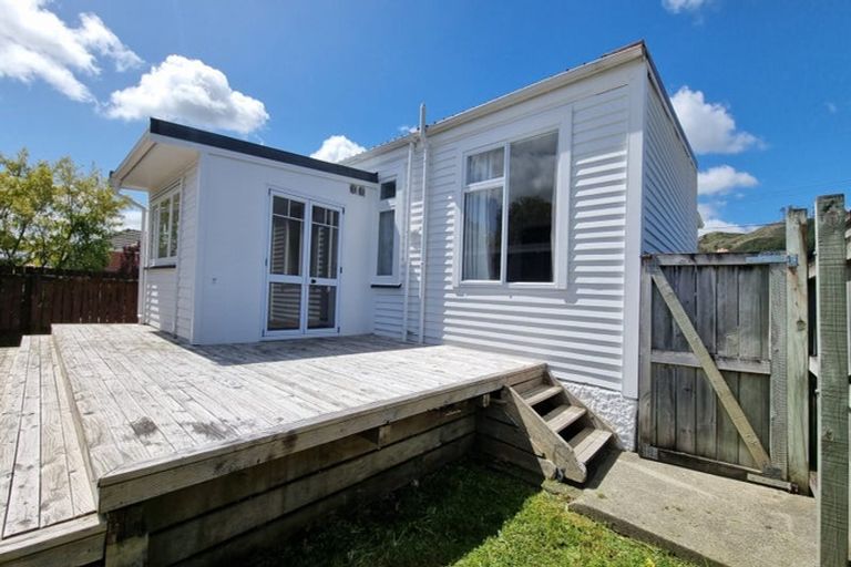 Photo of property in 28 Seddon Street, Wallaceville, Upper Hutt, 5018