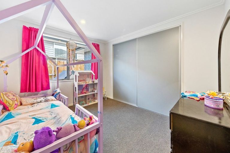 Photo of property in 4 Helenvale Crescent, Pokeno, 2402