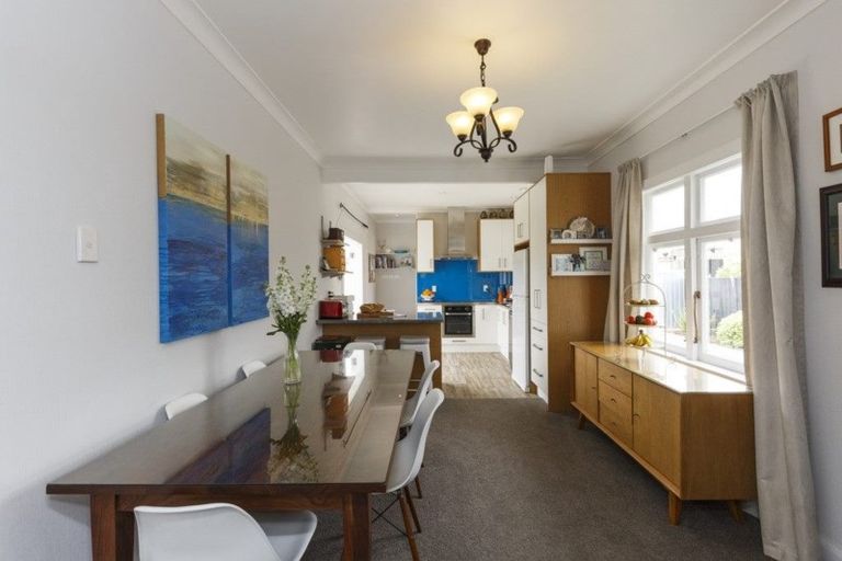 Photo of property in 557 Ruahine Street, Hokowhitu, Palmerston North, 4410