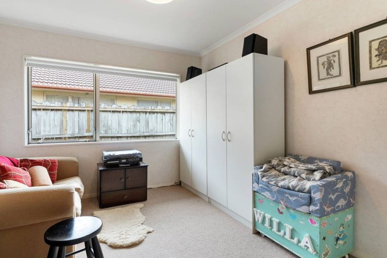 Photo of property in 5 Casabella Court, Northpark, Auckland, 2013