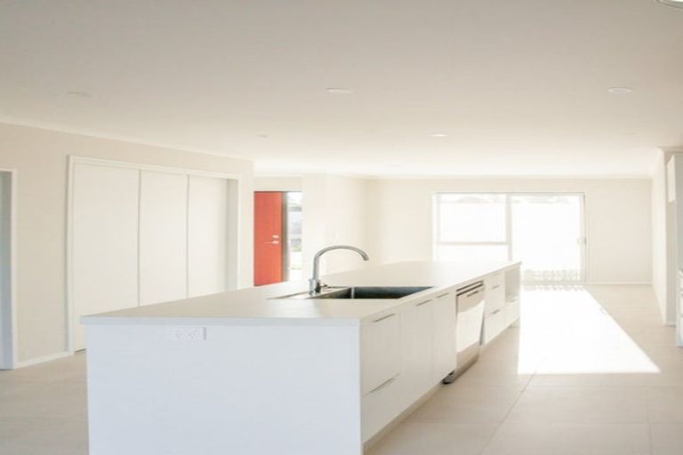 Photo of property in 20 Te Rito Road, Hobsonville, Auckland, 0616