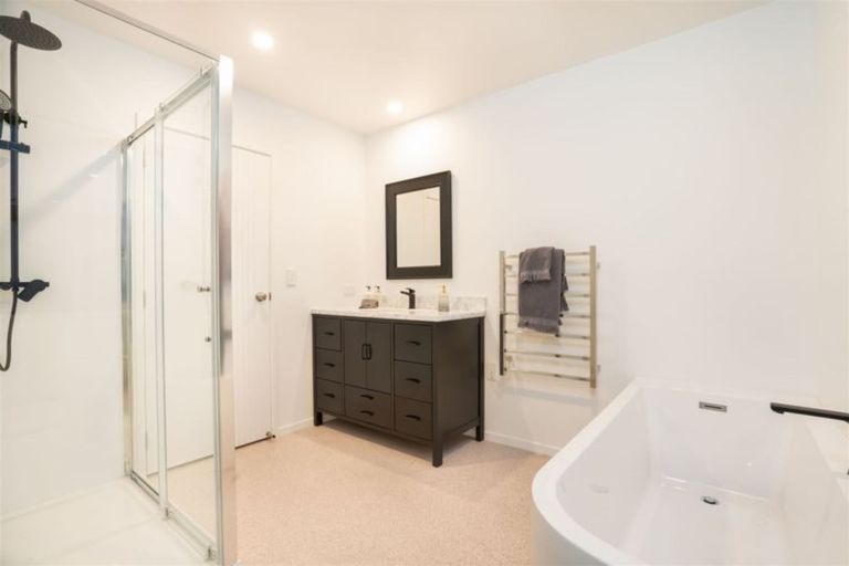 Photo of property in 150 White Road, Hunua, Papakura, 2583