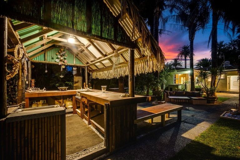 Photo of property in 168 Kennedy Road, Marewa, Napier, 4110