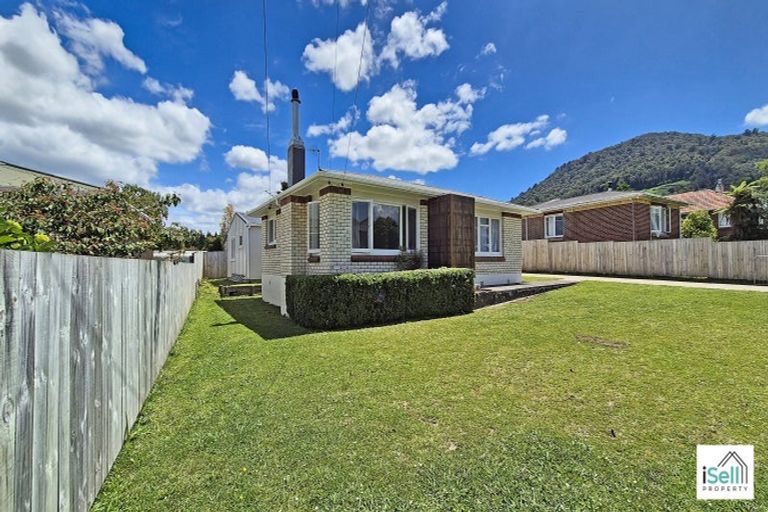 Photo of property in 16 Roosevelt Road, Western Heights, Rotorua, 3015