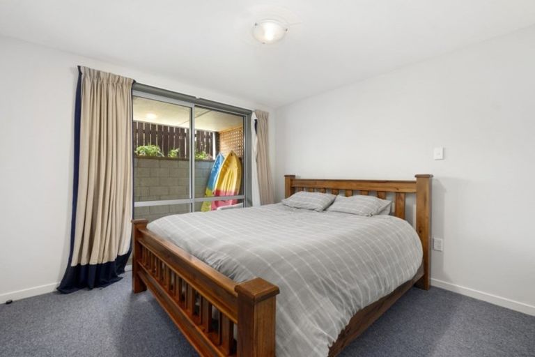 Photo of property in 23 Kennedy Crescent, Wanaka, 9305