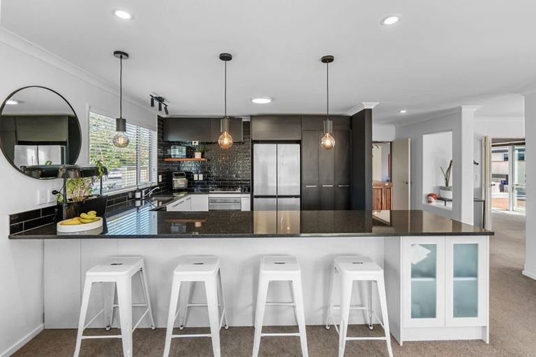 Photo of property in 12 Annaby Drive, Northwood, Christchurch, 8051