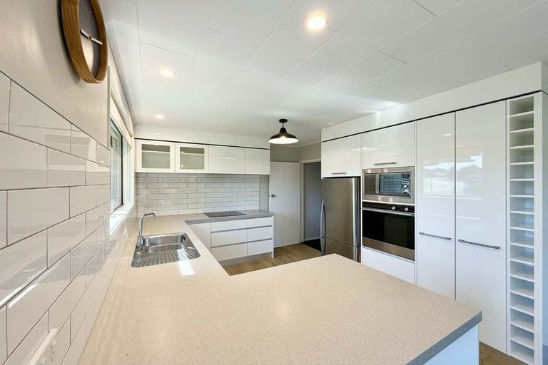 Photo of property in 15 Lantana Avenue, Bell Block, New Plymouth, 4312