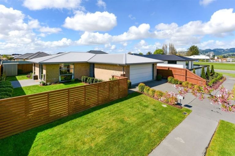 Photo of property in 11 Josephine Crescent, Aidanfield, Christchurch, 8025