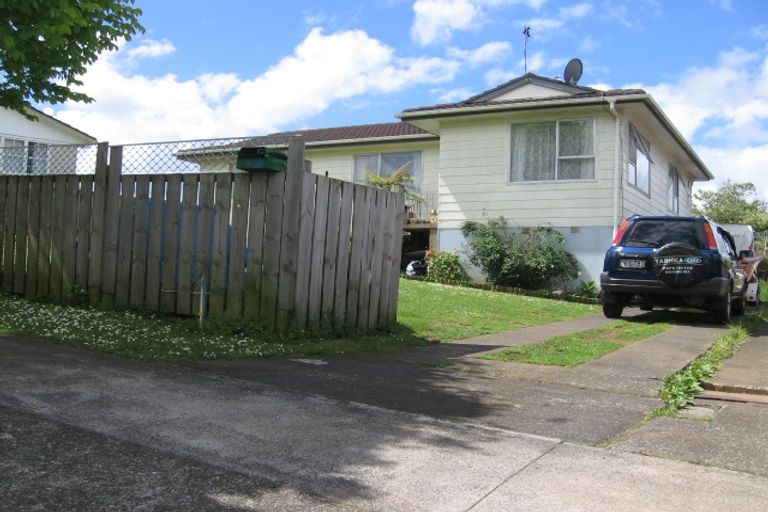Photo of property in 12 Catkin Crescent, Papatoetoe, Auckland, 2025
