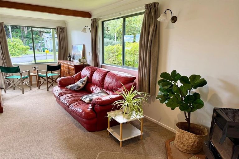 Photo of property in 36 Tombleson Road, Lake Rotoma, Rotorua, 3074