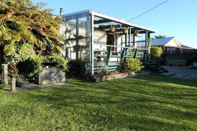 Photo of property in 47 Omapere Street, Dobson, Greymouth, 7805