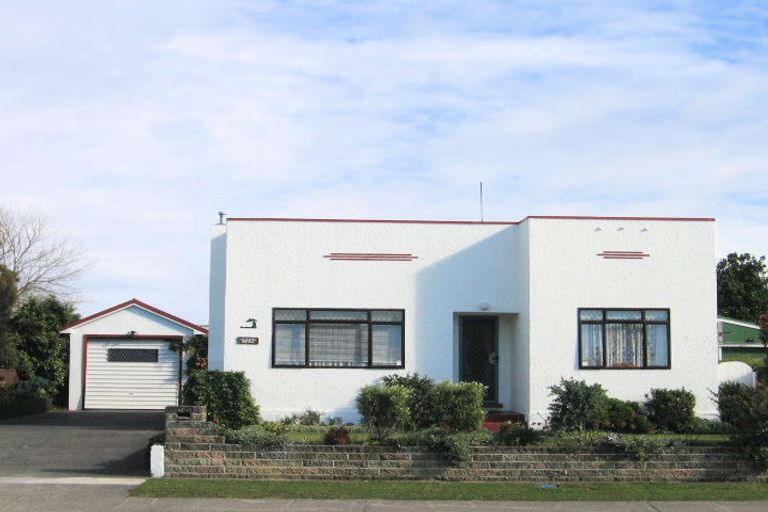 Photo of property in 607 Grove Road, Mayfair, Hastings, 4122