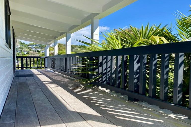 Photo of property in 2/660 Beach Road, Browns Bay, Auckland, 0630