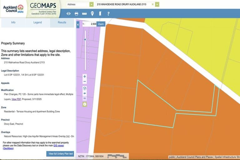 Photo of property in 215 Waihoehoe Road, Drury, 2577