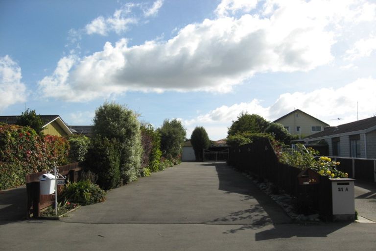 Photo of property in 23b Westmont Street, Ilam, Christchurch, 8041