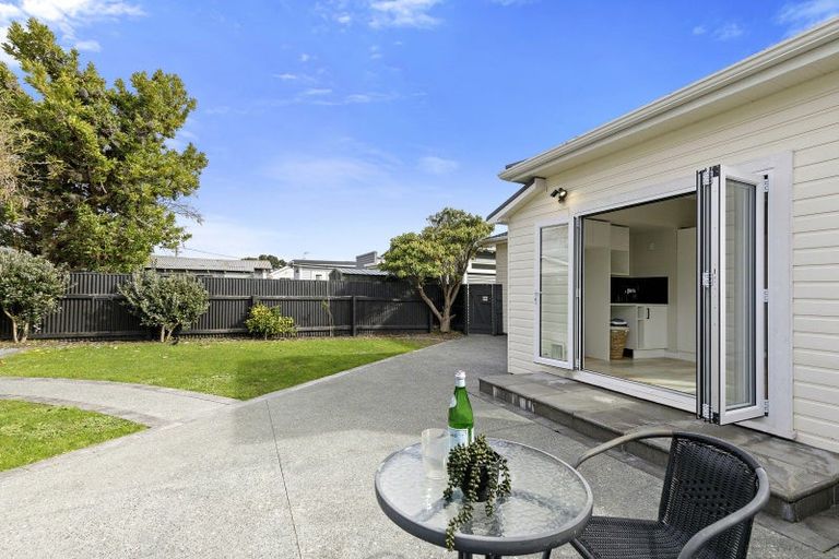 Photo of property in 10 Byron Street, Petone, Lower Hutt, 5012