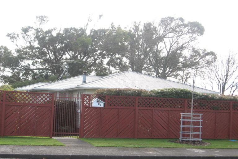 Photo of property in 13 Mountfort Street, Manurewa, Auckland, 2102