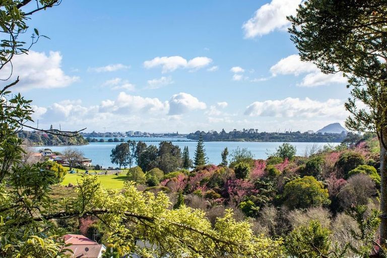 Photo of property in 37a Dingadee Street, Welcome Bay, Tauranga, 3112