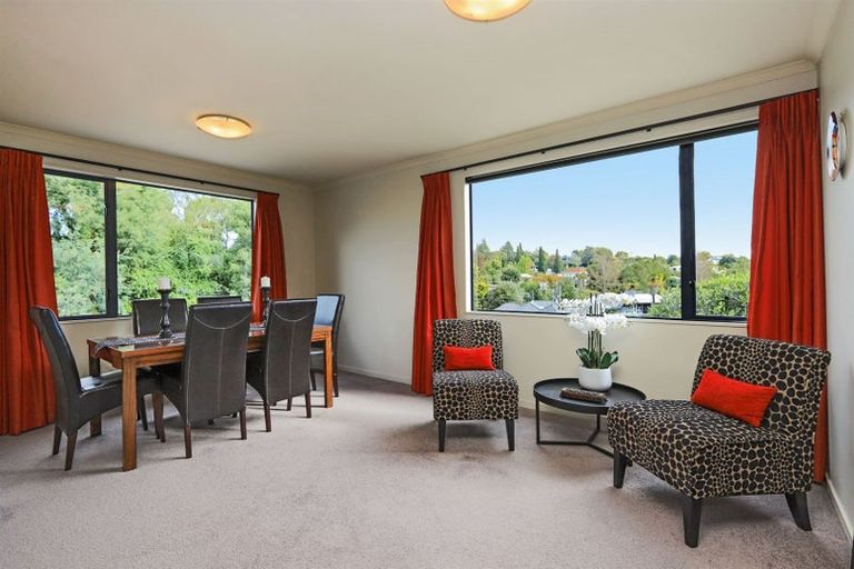 Photo of property in 5 Laing Cove, Havelock North, 4130