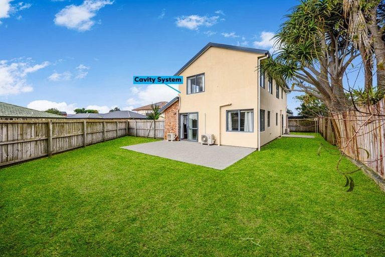 Photo of property in 18 Pitt Avenue, Clendon Park, Auckland, 2103