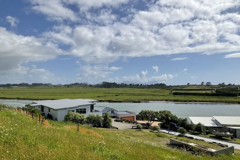 Photo of property in 23 Riverview Place, Waipu, 0582