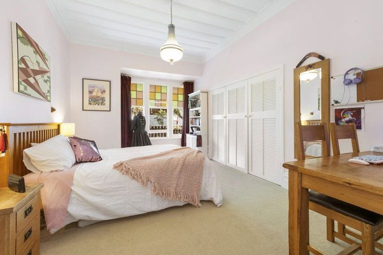 Photo of property in 9 Remu Place, Greenhithe, Auckland, 0632