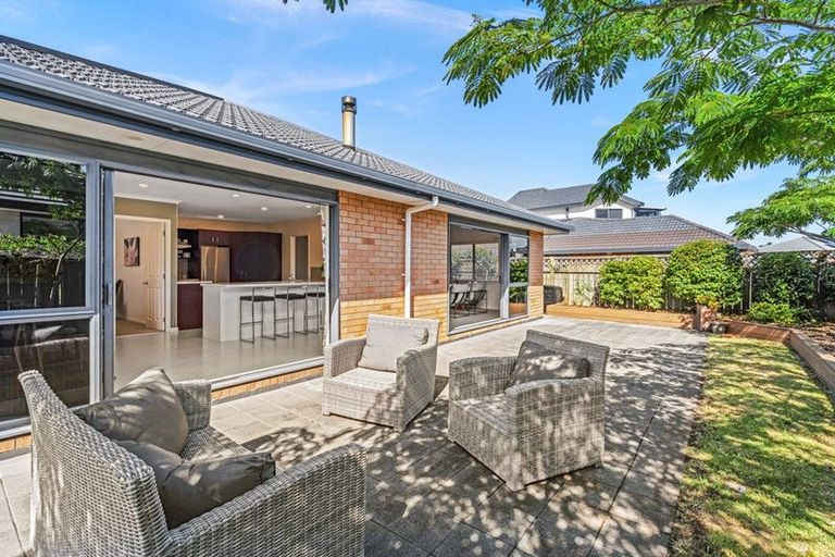 Photo of property in 11 Kihi Place, Ruakaka, 0116