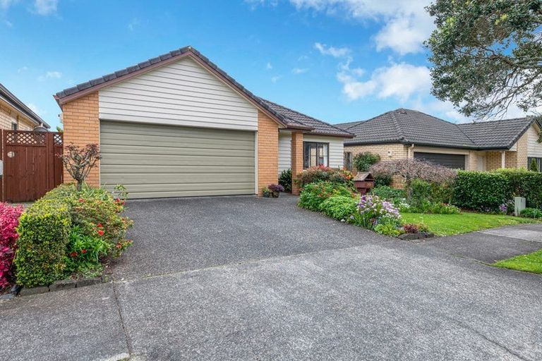 Photo of property in 30 Espalier Drive, Henderson, Auckland, 0612