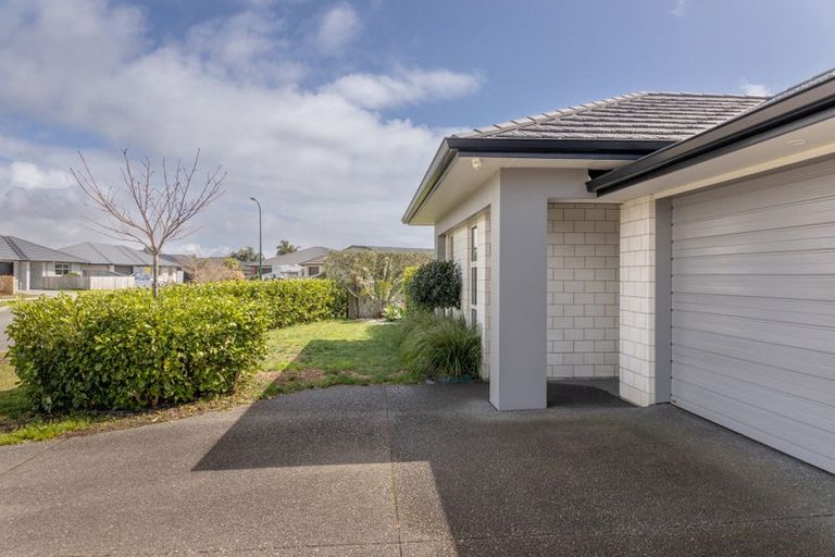 Photo of property in 6 Fuller Street, Papamoa Beach, Papamoa, 3118