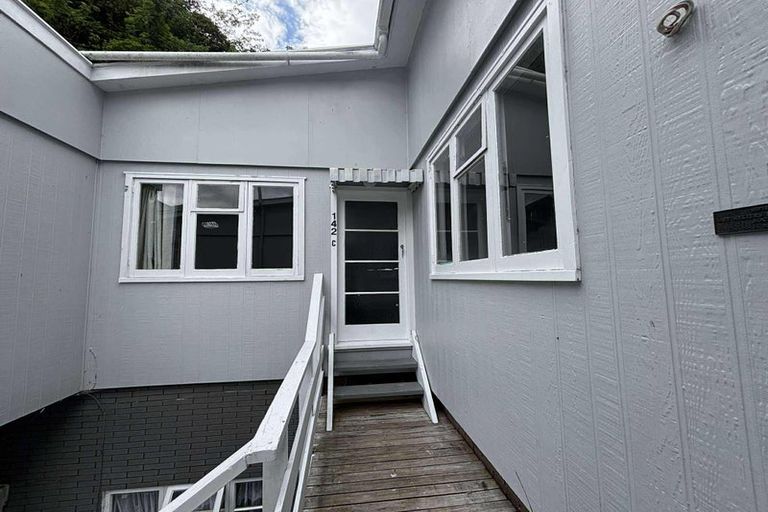 Photo of property in 142 Aro Street, Aro Valley, Wellington, 6021